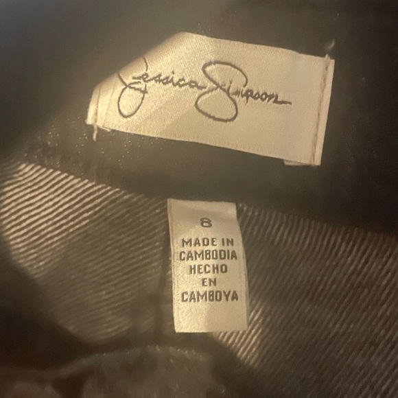 Jessica Simpson Women’s Cargo Jeans Size: 8 - Picture 4 of 4